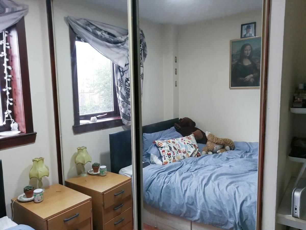 Guest House Private Room Near Glasgow City Centre Exteriör bild